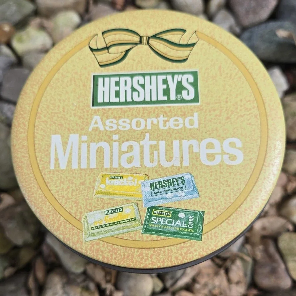 Vintage Hershey's‎ Miniatures Holiday Classics Canister #4 Christmas 1992